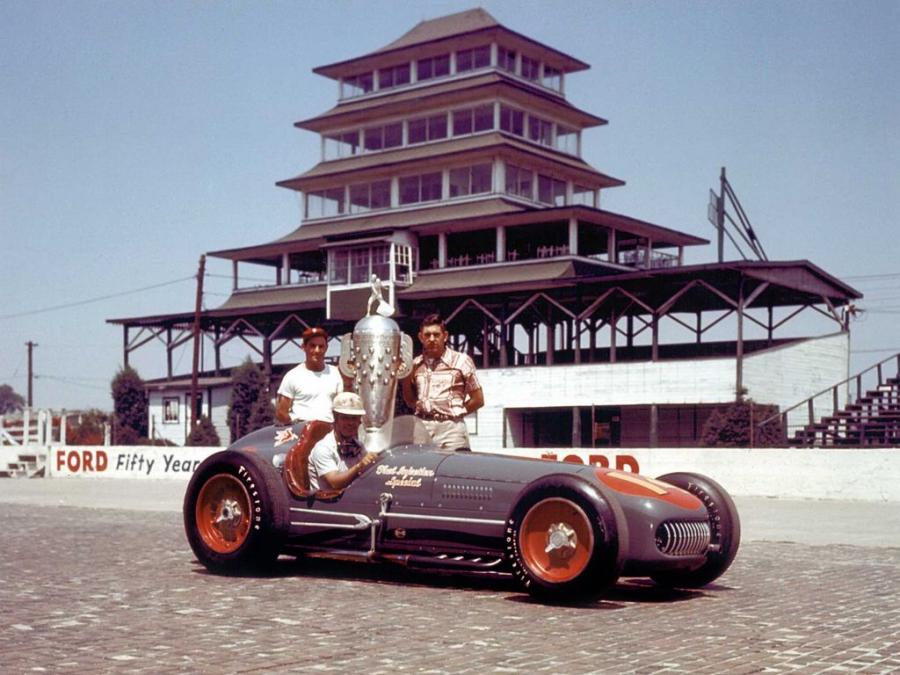  Kurtis Kraft Offenhauser Indy 500 1953 года  (фото 1 из 3)